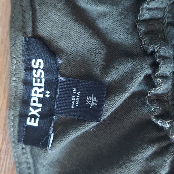 Express xs green cropped peplum - Picture 5 of 5